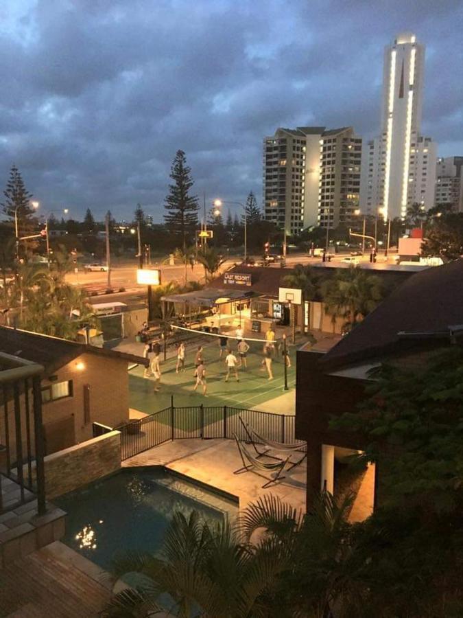 Maxmee Backpackers Resort Gold Coast Exterior foto